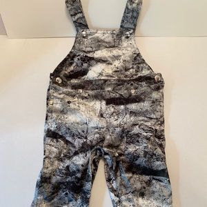 Moschino baby overalls size 6-9 months